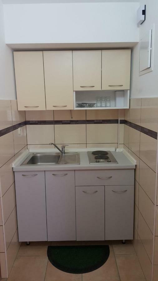Apartmani Vesna Pinezići Kültér fotó